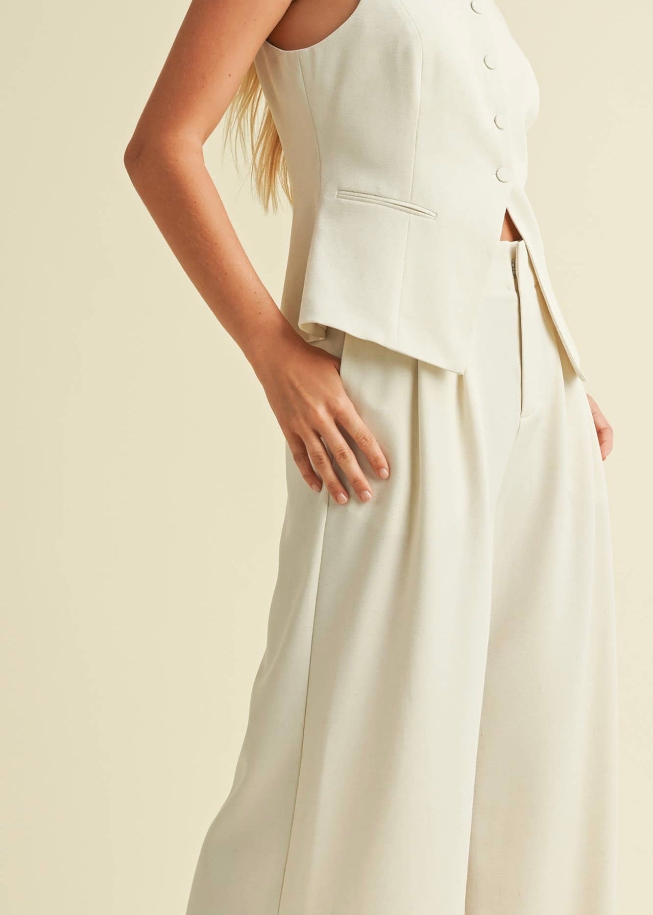 Posh Avenue Pintucked Wide-leg Linen Trousers