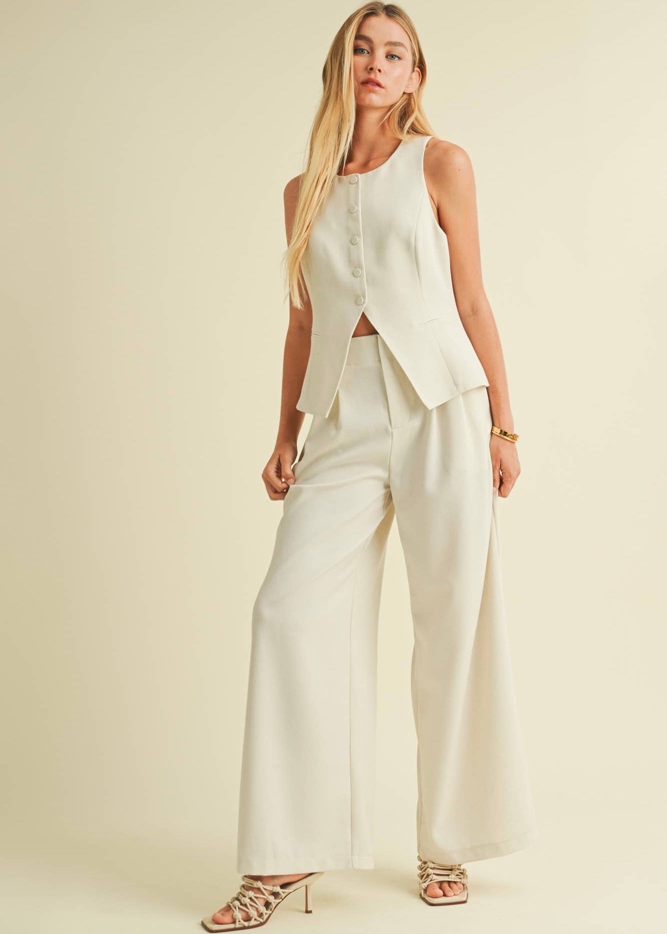 Posh Avenue Tailored Linen Vest