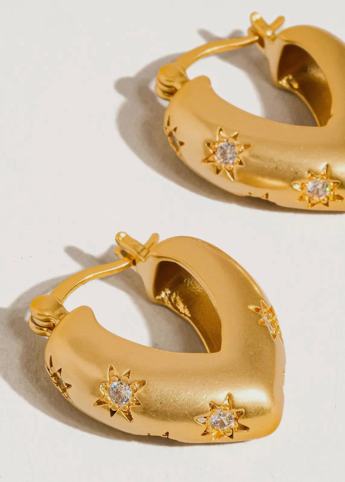 Desi 18K Gold Star Cz Heart Hoop Earring